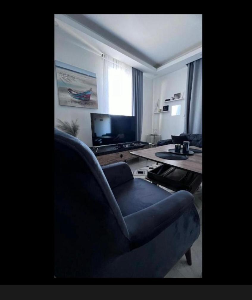 Palmiye Apartment Kyrenia  Exteriör bild